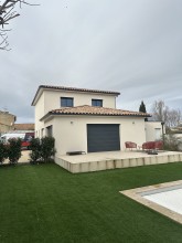 Fabrication et pose de gouttières en aluminium à Arles près de Saint Martin de Crau dans les Bouches du Rhône